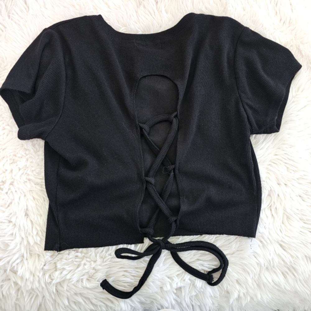 Poof! Black Ribbed Knit Top